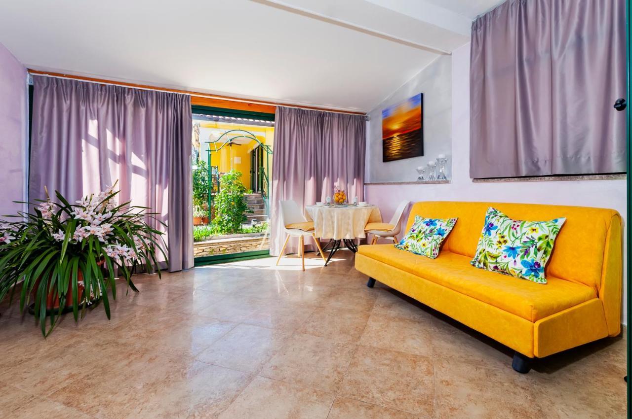 Apartments And Rooms Villa Dea Adults Only Rovinj Exterior photo
